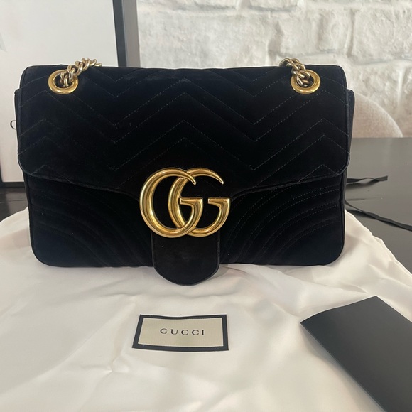Gucci GG Marmont Velvet Large Shoulder Bag (Shoulder or Crossbody) - Picture 3 of 14